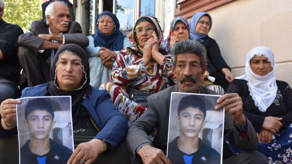 "Oğlum Vahit'i 15 yaşında kaçırdılar!"