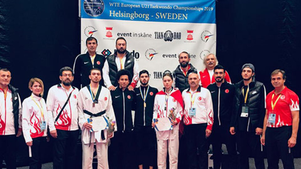 Ümit milli tekvandoculardan 2 madalya