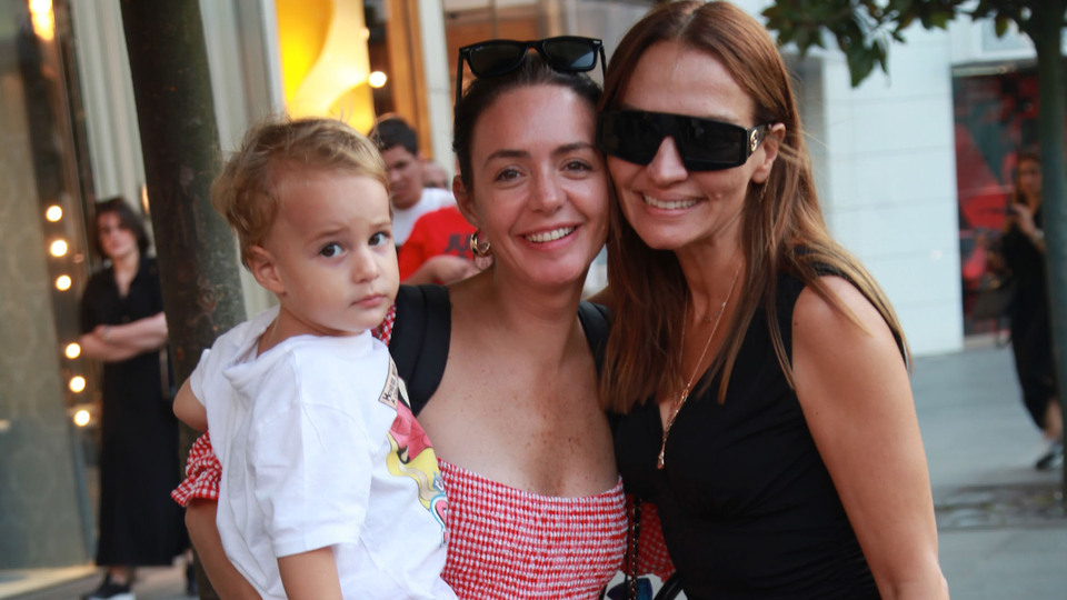 Yakın arkadaşıyla alışverişte