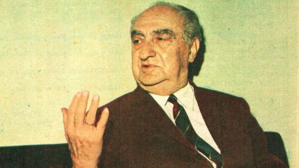 Faruk Nafiz Çamlıbel kimdir?