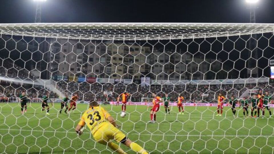 Süper Lig'de 3 ekip istikrarını bozmadı