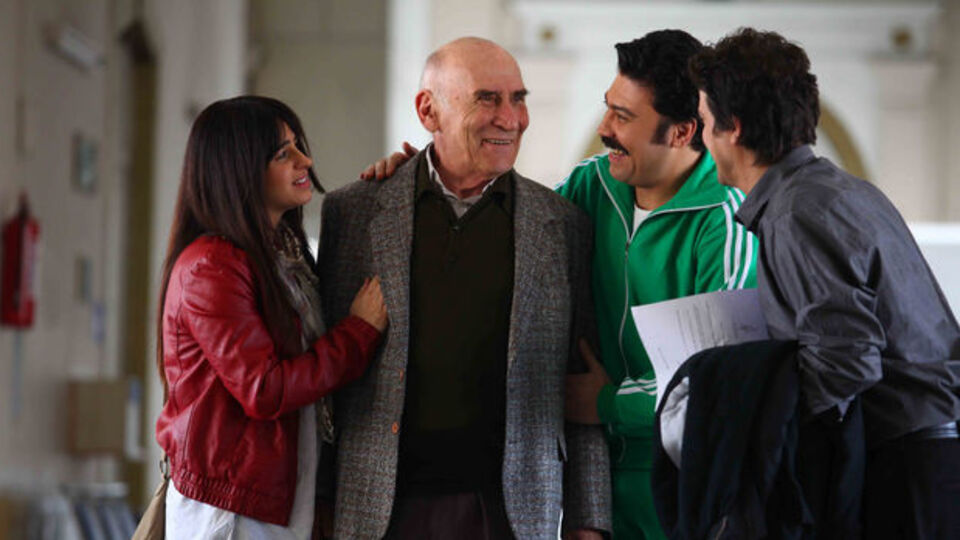 Mutlu Aile Defteri filmi oyuncuları ve konusu