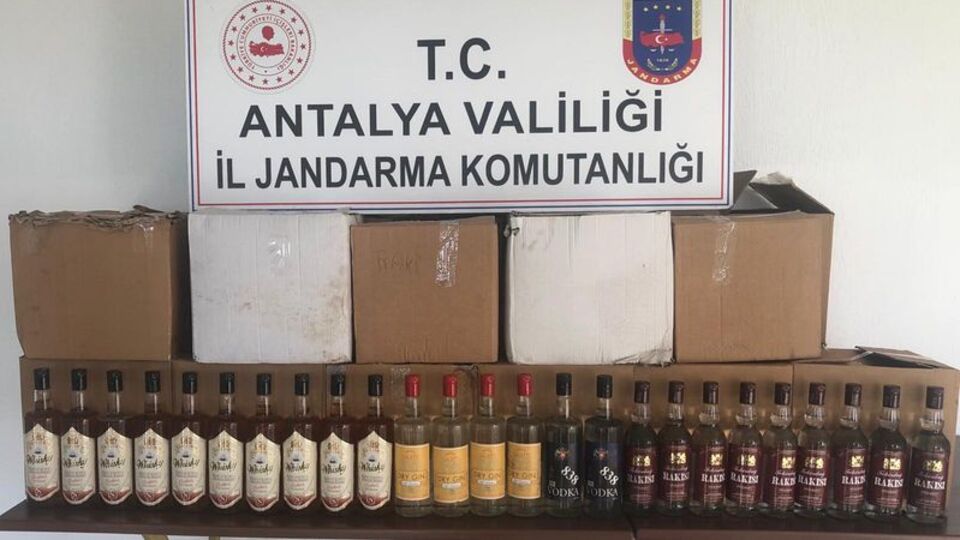 Antalya'da sahte içki operasyonu