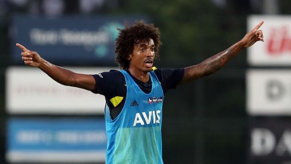 Luiz Gustavo takımla çalıştı