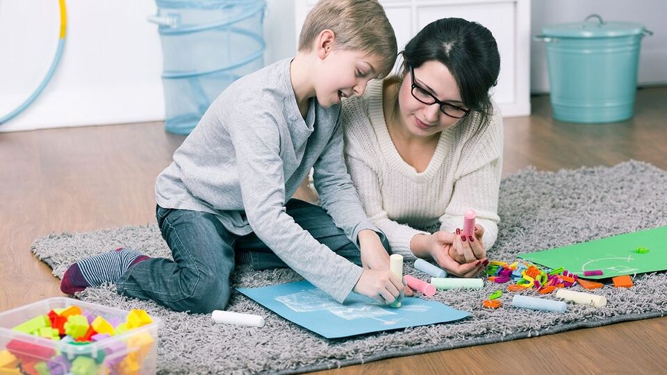 Evde çocuk bakıcılığı veren firmalar