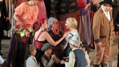 Dizilerde figüranlık işi yaparak para kazanmak