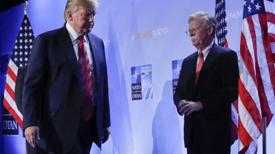 Trump'tan flaş karar! Bolton'u görevden aldı