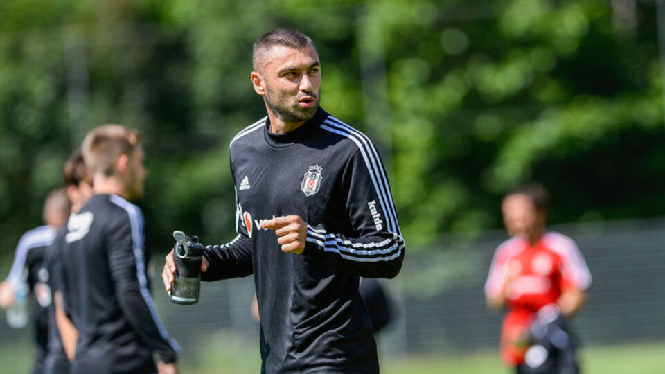 Beşiktaş'ta Burak gelişmesi!