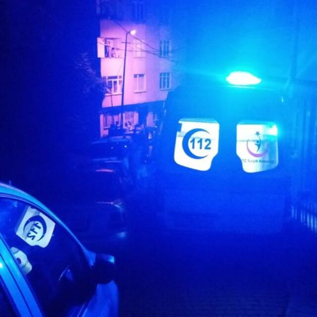 Kağıthane'de komşu kavgası: Yaralılar var