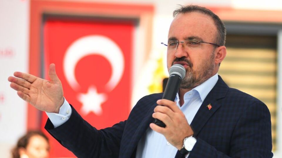 AK Parti'li Turan'dan, Arınç'a Ahmet Türk tepkisi