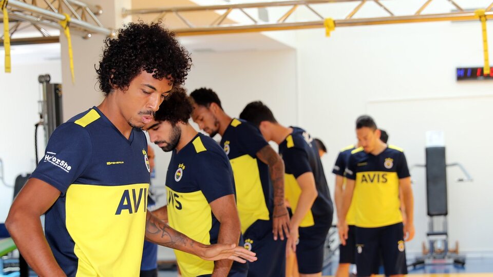 Fenerbahçe salonda çalıştı
