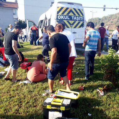 Okul yolunda can pazarı! 17 yaşındaki Ayşe kurtarılamadı