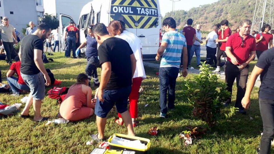 Okul yolunda can pazarı! 17 yaşındaki Ayşe kurtarılamadı