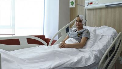 100 binde bir görülen hastalığı beyin baypasıyla yendi