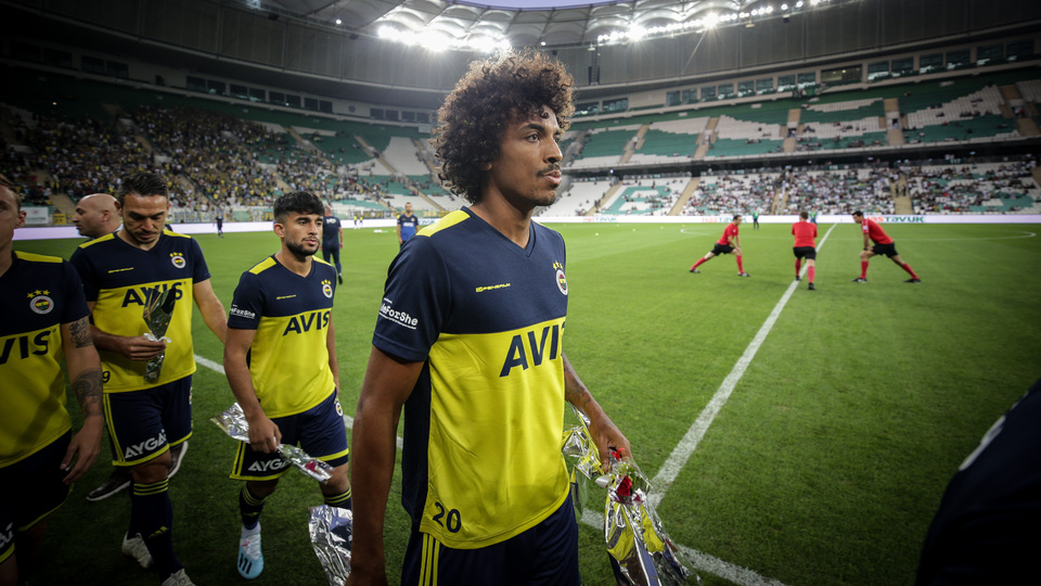 "Fenerbahçe'nin büyüklüğünün farkındayım"