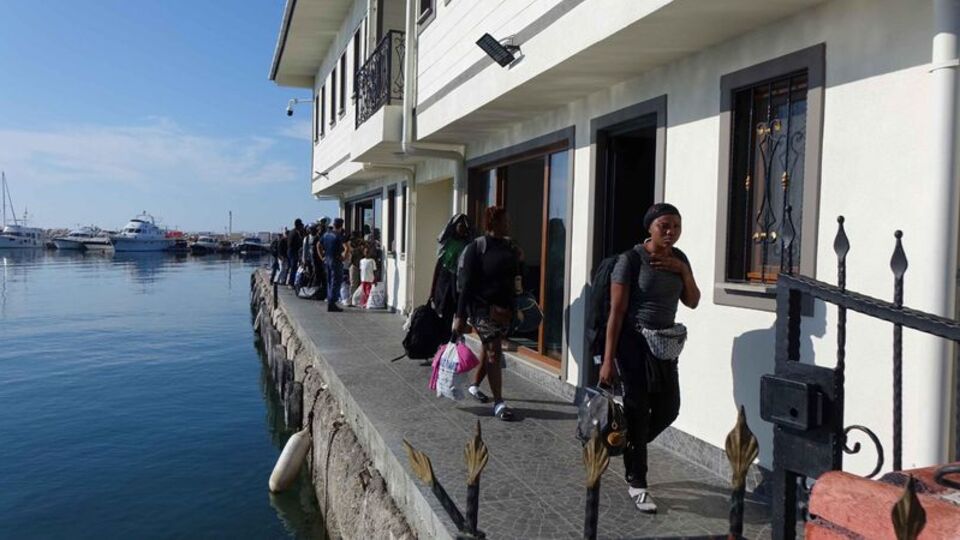 Çanakkale'de 141 kaçak göçmen yakalandı