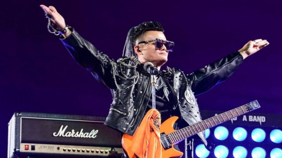 Çin'in en zengini Jack Ma kurucusu olduğu Alibaba'dan rock konseriyle emekli oldu