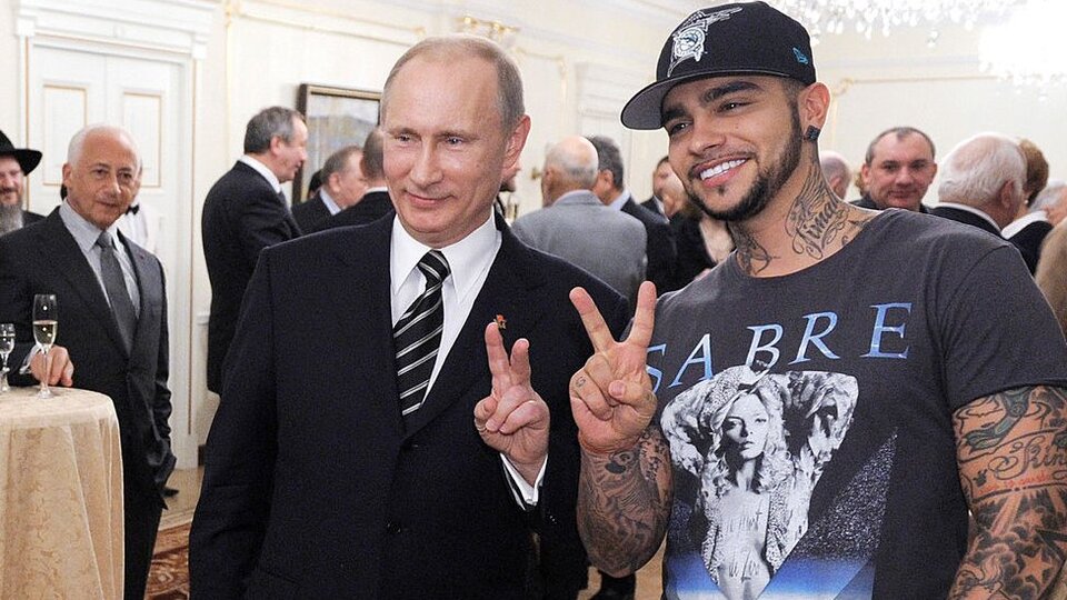 'Putin'i öven' rap şarkısı YouTube'da beğenilmeme rekoru kırdı