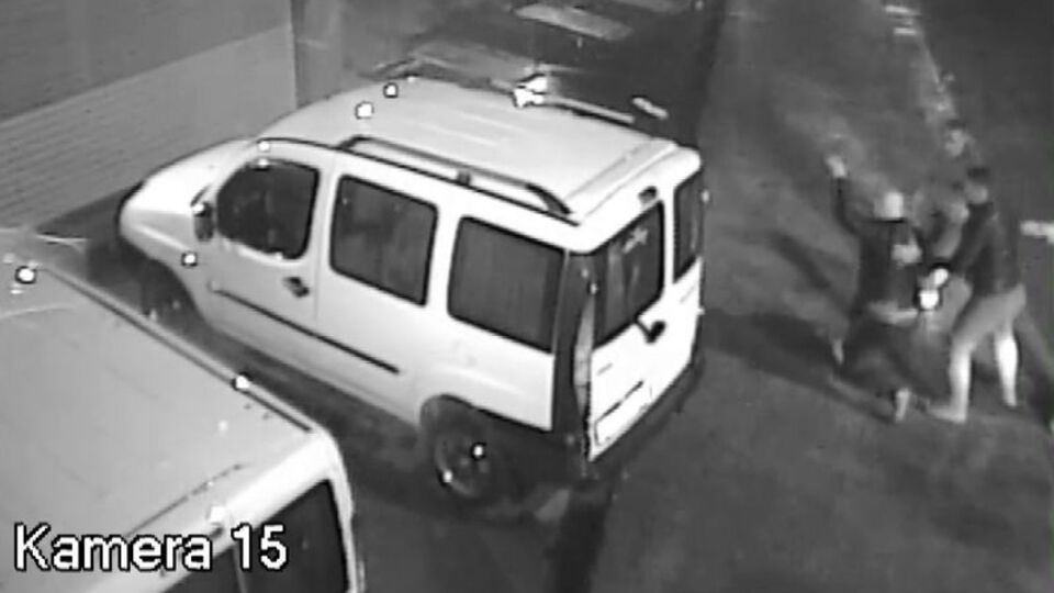 İstanbul'da taksiciyi döve döve öldürdüler!