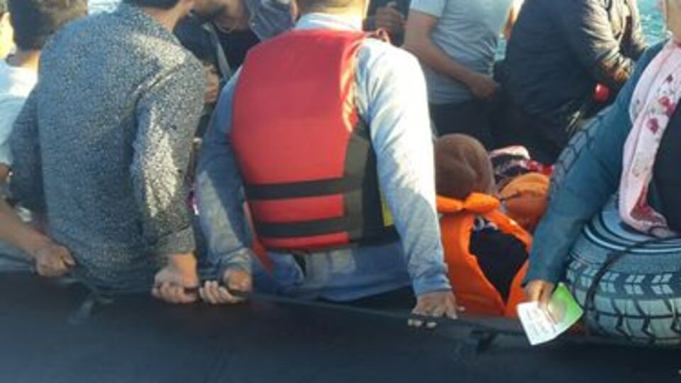 İzmir'de 181 düzensiz göçmen yakalandı