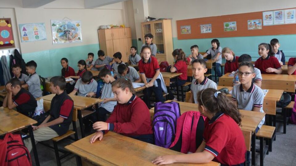 Herkesin birbirini karıştırdığı sınıf