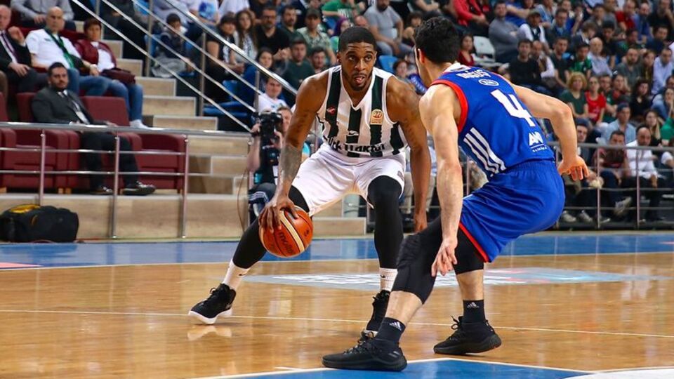 Galatasaray'da 2 imza