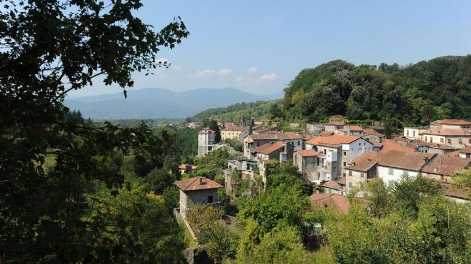 İtalyan köyüne taşınanlara 25 bin euro!