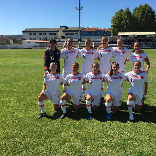 Kadınlar U19'da Portekiz'e yenildik