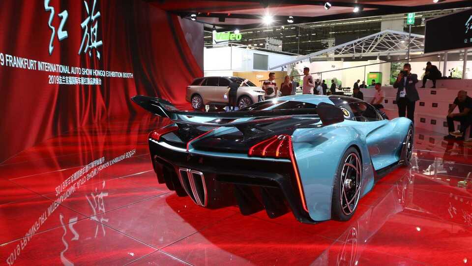 Batıya korku saldılar