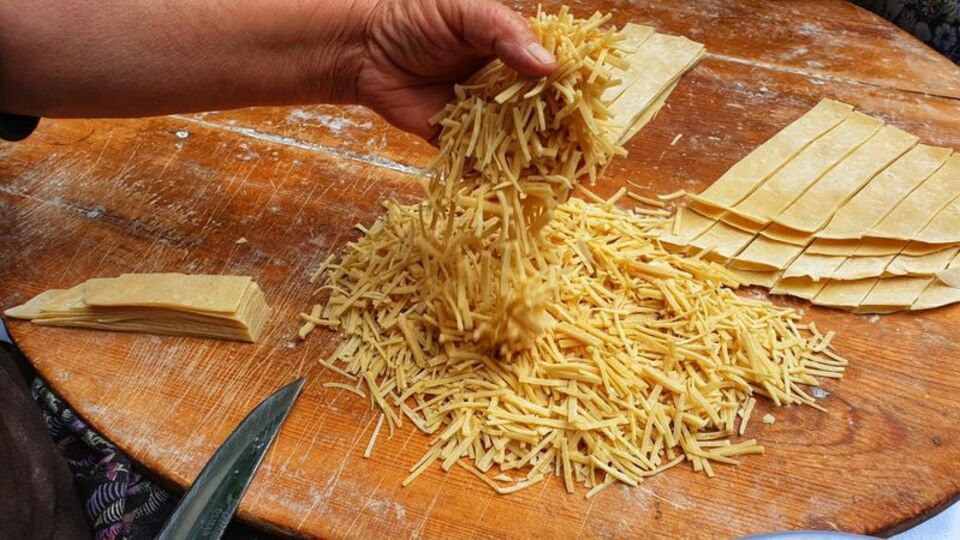 Erişte nasıl yapılır?