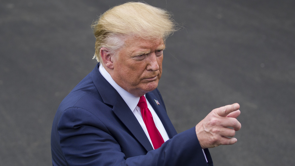 Trump'tan Çin'e 70. yıl armağanı