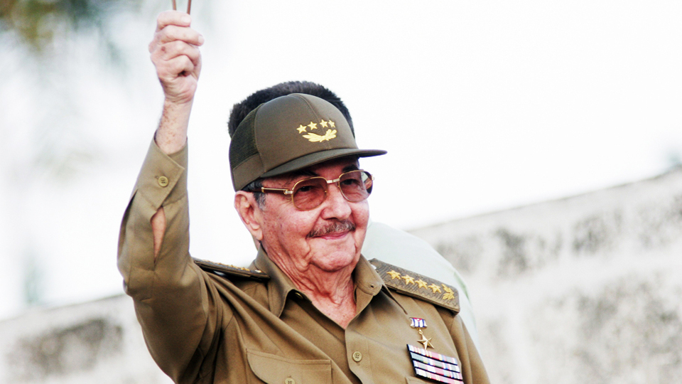 Twitter Raul Castro'nun hesabını kapattı
