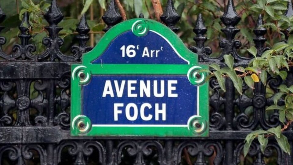 Paris'te bir tesisatçıyı dövdürmekle suçlanan Suudi Prenses'e 10 ay hapis cezası