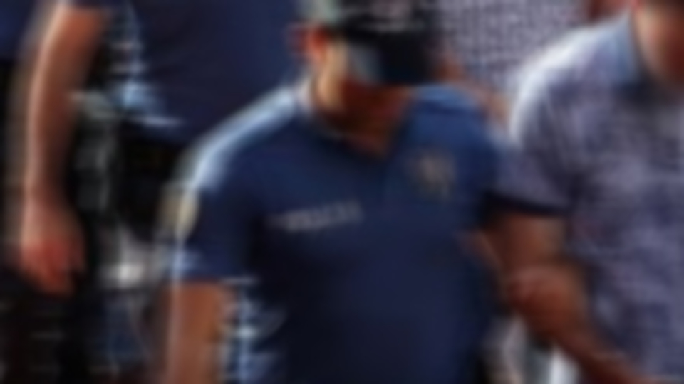 FETÖ'nün "esnaf yapılanmasına" operasyon