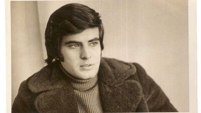 4 Tarık Akan 1 efsane