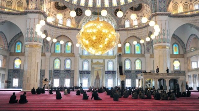 13 Eylül Ankara Cuma namazı saat kaçta?