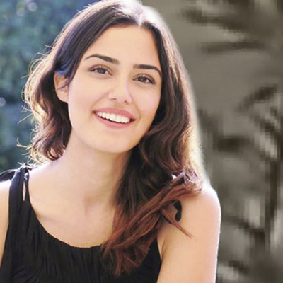 Hamile oyuncu ile annesine darp kamerada!