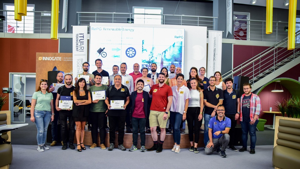 8 firmayı ABD'ye taşıdı!