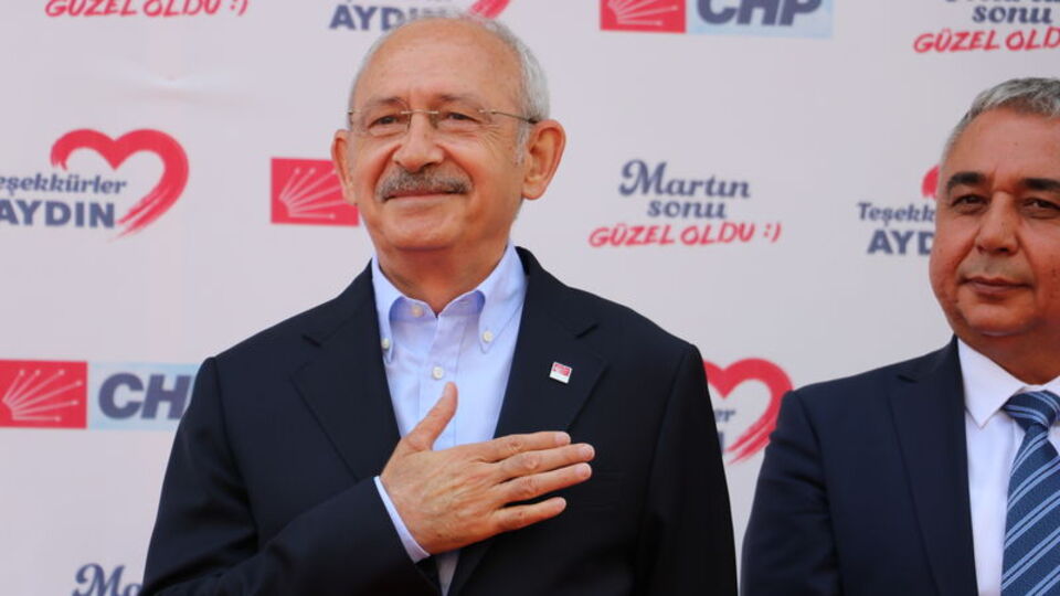 Madencilerden CHP liderine 'özel' hediye