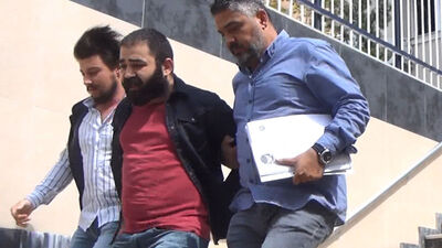 Annesini öldürüp iki gün cesediyle yaşamış