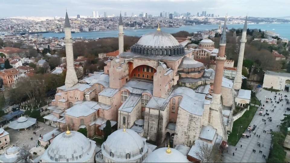 İstanbul'a 10 bin nüfuslu ülkelerden de turist geldi