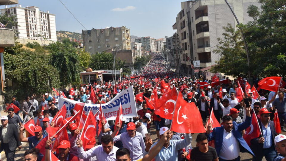 Şırnak'ta teröre lanet kardeşliğe davet!
