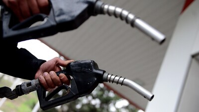 Motorine hafta başı zam göründü