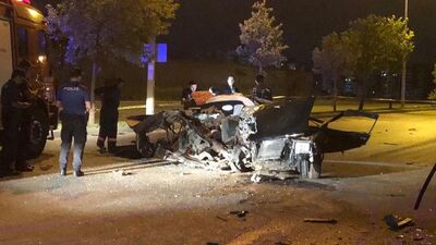 Drift kovalamacası kanlı bitti: 2 ölü, 1 yaralı