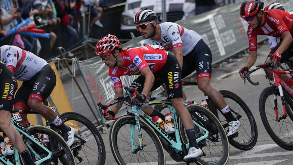 İspanya'da kazanan Roglic