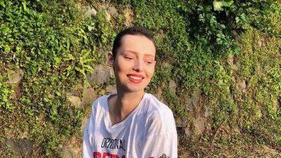 Neslican Tay kimdir?