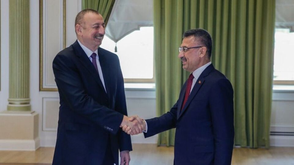 Cumhurbaşkanı Yardımcısı Oktay Bakü'de