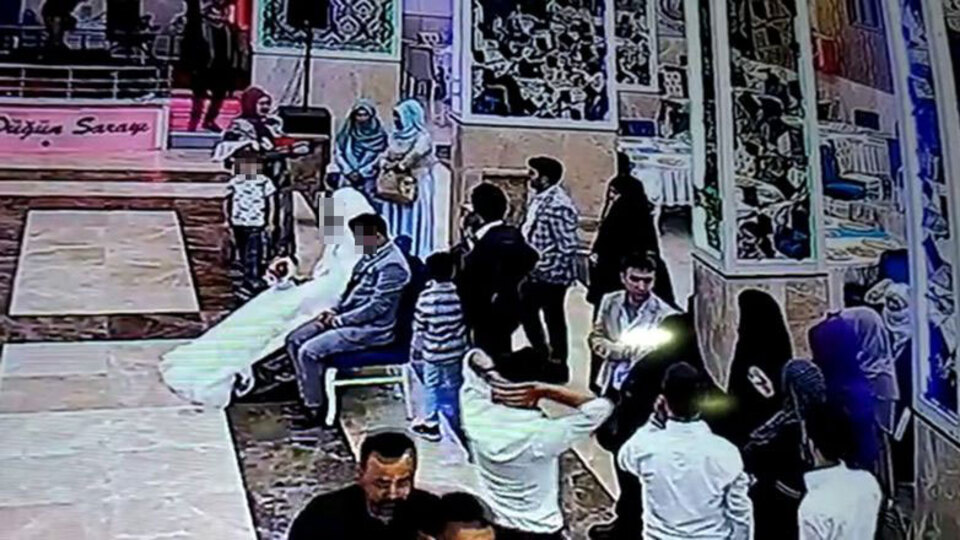 Sultangazi'de korkunç olay! Eve diye gitti kendini düğün salonunda buldu