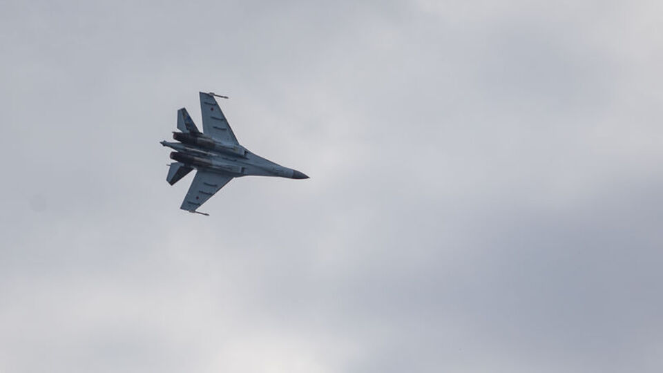 Rus savaş uçağı SU-35 İstanbul semalarında