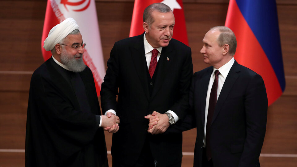 Erdoğan, Ruhani ve Putin'le görüştü!